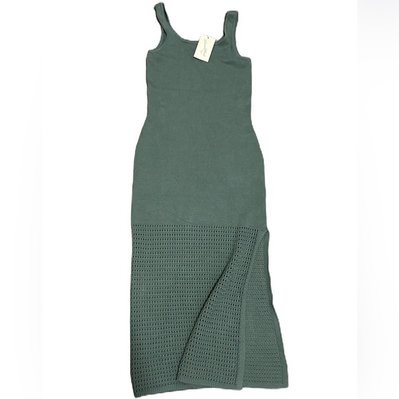 Universal Thread Green Sleeveless Halter Maxi Dress - Picture 1 of 4